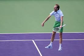 temp_image_1741925736.659221 Medvedev Sobrevive a Batalha Épica e Avança às Semifinais em Indian Wells!
