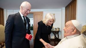 temp_image_1744317371.592443 Encontro Real: Rei Charles e Rainha Camilla Surpreendem Papa Francisco no Vaticano