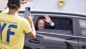 temp_image_1745214372.754198 Quem é Thiago Trindade Lula da Silva? Casamento do Neto de Lula Movimenta Sarapuí!