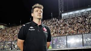 temp_image_1747782891.683534 Vasco Embalado: O Impacto de Diniz Após Goleada e a Expectativa para Ver o Time Ao Vivo