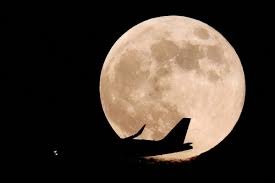 temp_image_1749554616.013008 Lua de Morango 2025: O Fenômeno Raro que Alcança Posição Única no Céu