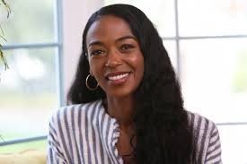 temp_image_1749689736.684213 Ananda Lewis: Ícone da MTV, Luta e Legado Atual