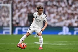 temp_image_1750276216.518016 Real Madrid Lança Camisa Especial para Luka Modric: Um Tributo a Uma Lenda que se Despede