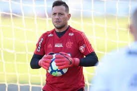 temp_image_1750817965.916306 Diego Alves: Aniversário do Ídolo Inesquecível e Suas Conquistas Históricas no Flamengo