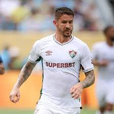 temp_image_1751662840.746129 A Incrível Jornada de Everaldo no Mundial do Fluminense: De Crítico a Herói Cult