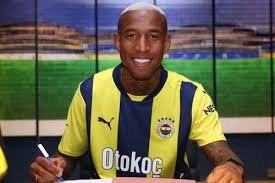 temp_image_1753801275.268314 Anderson Talisca no Flamengo: o que falta para o craque do Al-Nassr vestir o Manto?