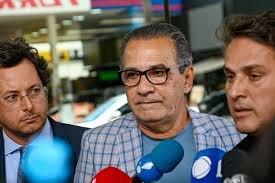 temp_image_1754247360.120712 Silas Malafaia Sobe o Tom e Dispara Contra Governadores da Direita: O Que Está em Jogo?