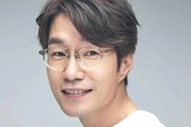 temp_image_1754281897.522883 Luto no Cinema Coreano: Ator Song Young Kyu, de 'Extreme Job', Morre aos 52 Anos