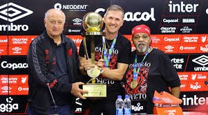 temp_image_1754339371.91655 Paulo Turra no Vila Nova: Conheça o novo técnico e sua missão na Série B