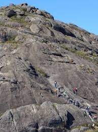 temp_image_1755436393.825834 Pico dos Marins: Guia Completo para Desbravar o Gigante da Mantiqueira