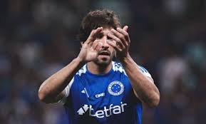 temp_image_1756339315.198154 Lucas Silva: 300 Jogos de Glória e Liderança na História do Cruzeiro