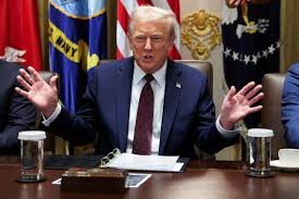 temp_image_1756529569.201707 Donald Trump Vivo e Atuante: Desvendando Rumores e a Polêmica Intervenção em Washington D.C.