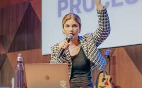 temp_image_1757007012.188148 Bruna Hamú: De Estrela de Malhação a Pastora Evangélica – Onde Anda a Ex-Atriz Hoje?