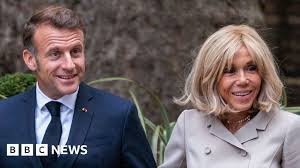 temp_image_1758198555.7308 Brigitte Macron: A Batalha Legal para Desmascarar Teorias da Conspiração sobre Sua Identidade
