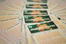 temp_image_1760351901.355681 Mega-Sena 2926: O Sorteio Acumulou! Confira os Números e o Próximo Prêmio Milionário!