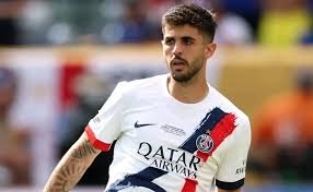 temp_image_1760440063.05244 O Enigma Beraldo: Do Desafio no PSG à Recusa do Barcelona – Qual o Próximo Capítulo no Futebol Europeu?