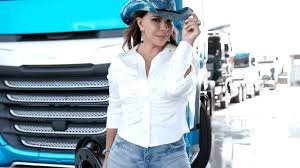 temp_image_1762051010.833442 Sula Miranda: 40 Anos de Carreira, Resiliência e o Legado da Rainha dos Caminhoneiros