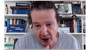 temp_image_1763138549.12883 Juca Kfouri no Epicentro da Polêmica: Domitila Becker Reage a Comentário Machista no UOL Fim de Papo