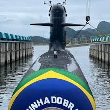 temp_image_1764302692.088563 Brasil na Vanguarda Naval: O Lançamento dos Submarinos e a Era Nuclear