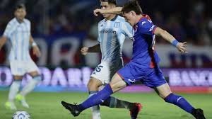 temp_image_1764631878.672475 Racing x Tigre: Duelo Eletrizante Decide Vaga nas Quartas da Copa da Liga Argentina!