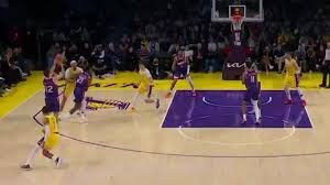 temp_image_1764667969.8692 Duelo de Titãs: Lakers vs Suns - Análise Completa e Expectativas para o Confronto da NBA