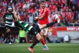 temp_image_1764971582.36421 Vangelis Pavlidis e Luis Suárez: A Batalha dos Goleadores na I Liga Portuguesa