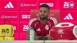 temp_image_1768334870.534611 Vitinho no Internacional: Colorado Luta Para Manter Sua Estrela Cobiçada no Mercado