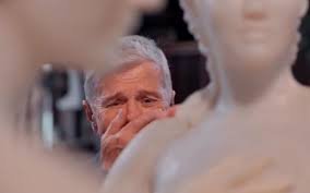 temp_image_1771211246.091762 Miguel Falabella em Três Graças: A Maldição da Estátua e os Desafios de Kasper