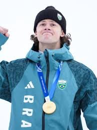 temp_image_1771355808.017111 Brasil Milão-Cortina 2026: Lucas Braathen Recebe Premiação Histórica pelo Ouro Olímpico
