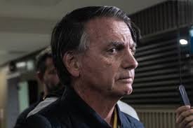 temp_image_1771667473.331811 Bolsonaro: Defesa Pede Tratamento Inovador com Estímulo Elétrico Craniano na Prisão