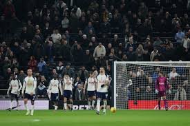 temp_image_1771767965.007285 Tottenham x Arsenal: Clássico Londrino em Crise e Liderança na Premier League
