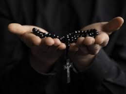 temp_image_1772006115.081691 Frei Gilson e o Rosário na Quaresma: Guia Completo para a Oração e a Espiritualidade