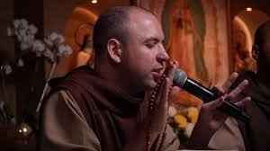 temp_image_1772266258.783811 Frei Gilson ao Vivo: Quaresma Histórica e Recorde de Audiência