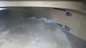 temp_image_1772990686.438114 Uberlândia em Alerta: Chuvas Intensas e Granizo Causam Alagamentos e Preocupação