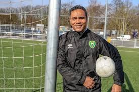 temp_image_1774185382.413056 Feyenoord x Ajax: A História de Leonardo e a Paixão pelo Clássico