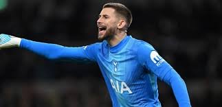 temp_image_1774484425.235639 Guglielmo Vicario: Cirurgia e Recuperação do Goleiro do Tottenham Hotspur