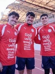 temp_image_1774645842.065289 Seleção Paraguaia: A Ascensão com Gustavo Gómez e a Busca por Reforços Brasileiros