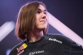 temp_image_1776470611.57953 Team Spirit Brilha na IEM Rio: Donk Lidera a Equipe à Semifinal com Vitória Impecável na Dust2