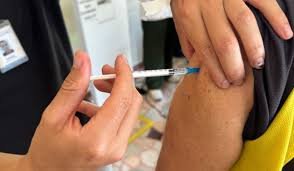 temp_image_1777031639.380862 Alerta de Saúde em Piracicaba: Internações por Gripe Dobram; Saiba Onde se Vacinar