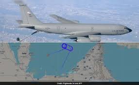 temp_image_1777981376.979516 KC-135R Stratotanker: O Gigante do Reabastecimento Aéreo que Domina os Céus