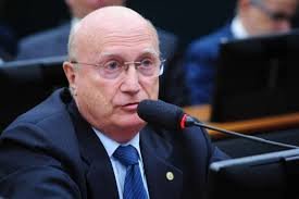 temp_image_1779540463.12137 Osmar Serraglio e a Polêmica da Emenda Pix: Verba Pública e Conflitos de Interesse