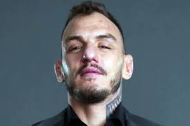 temp_image_1779573598.63665 Oleksandr Usyk: A Ascensão do Gênio que Dominou o Boxe Peso-Pesado